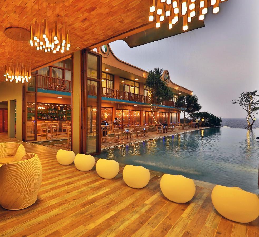 Thaproban Pavilion Resort And Spa Unawatuna Exterior photo